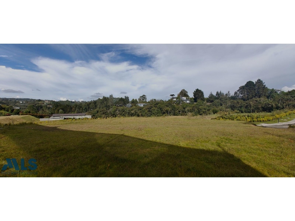 Lote en Venta en exclusiva parcelación en el Alto de las Palmas — foto 5