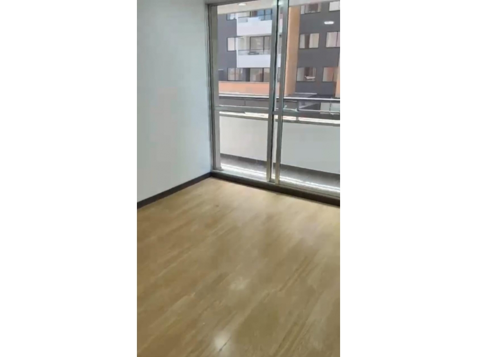VENTA APARTAMENTO EN LOS COLORES MEDELLIN — foto 3