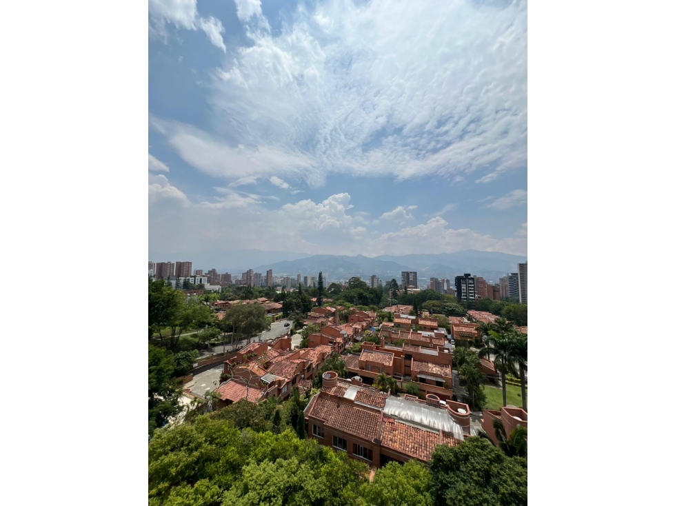 Apartamento para arriendo en el Poblado. Sector La Visitación. — foto 2