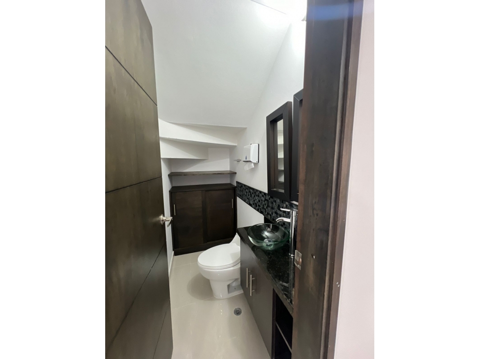 Espectacular Casa disponible para Renta ubicada en el Retiro. — foto 6