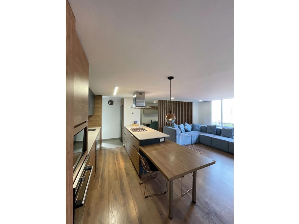 Apartamento, para Renta Amoblado. Poblado, Inferior con los Balsos. — foto 3