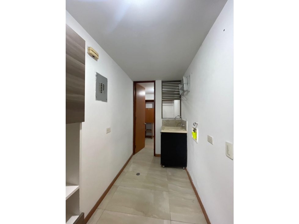 Apartamento disponible para Renta tradicional, Poblado Milla de Oro. — foto 6