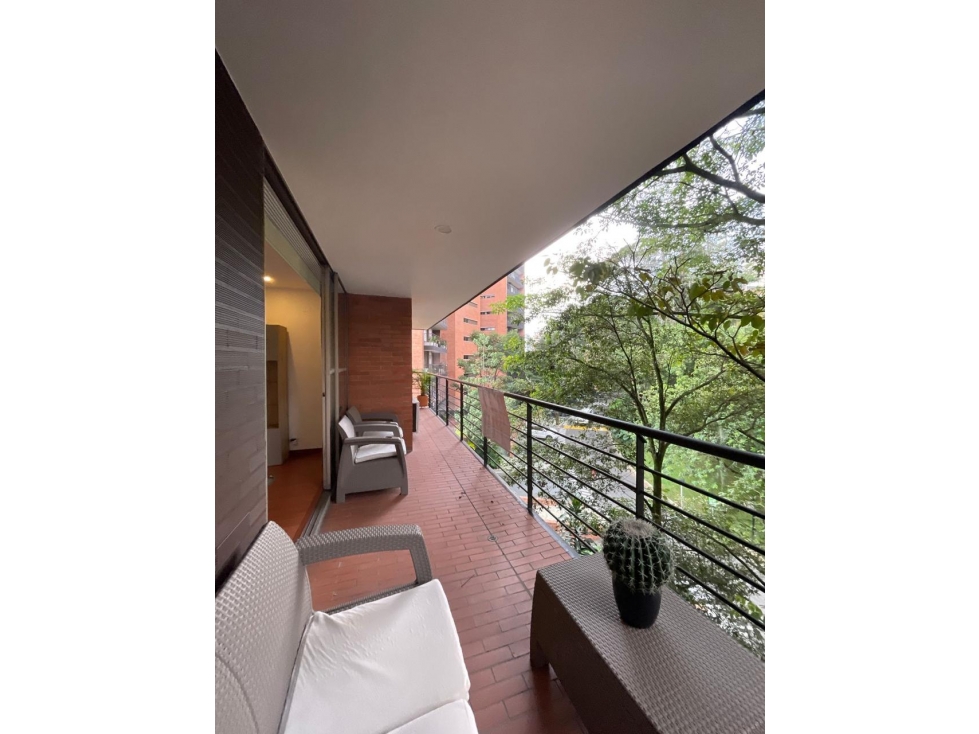 Apartamento para Renta tradicional o Amoblado, el Poblado Tesoro.