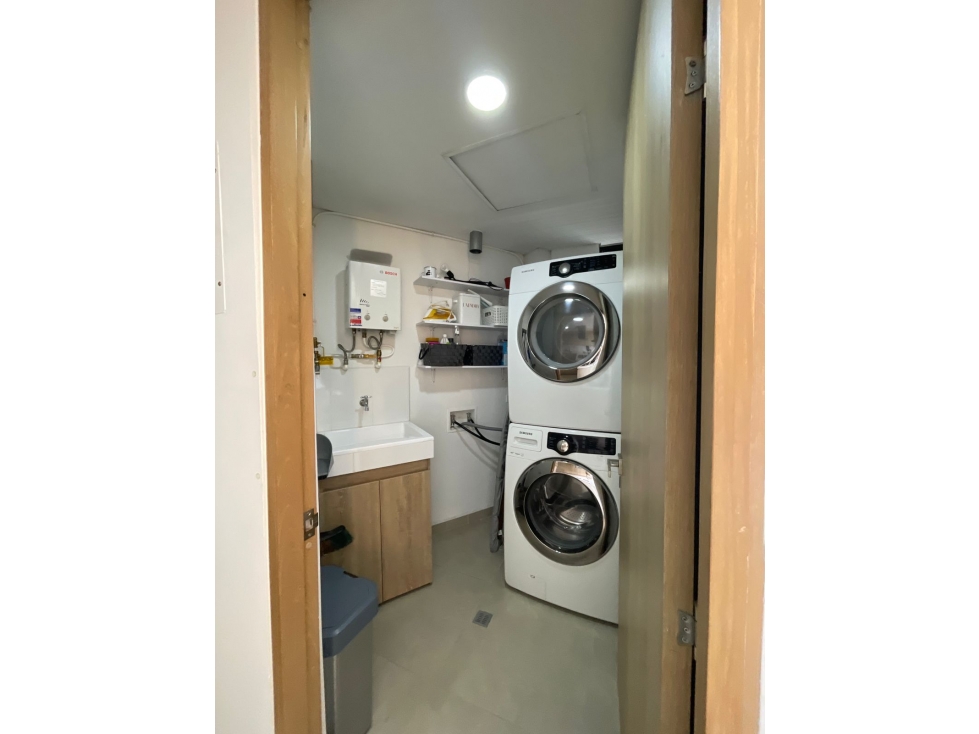 Apartamento Arriendo Amoblado. Poblado, las Palmas. — foto 6