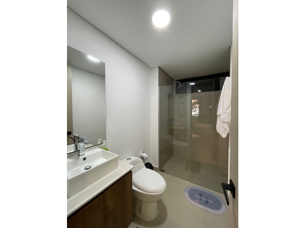Apartaestudio como nuevo en Laureles — foto 6