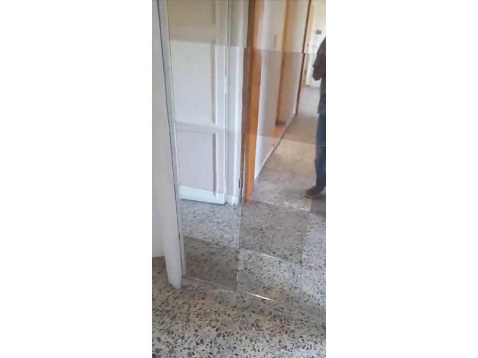VENTA APARTAMENTO EN BUENOS AIRES MEDELLIN PAR REMODELAR — foto 6