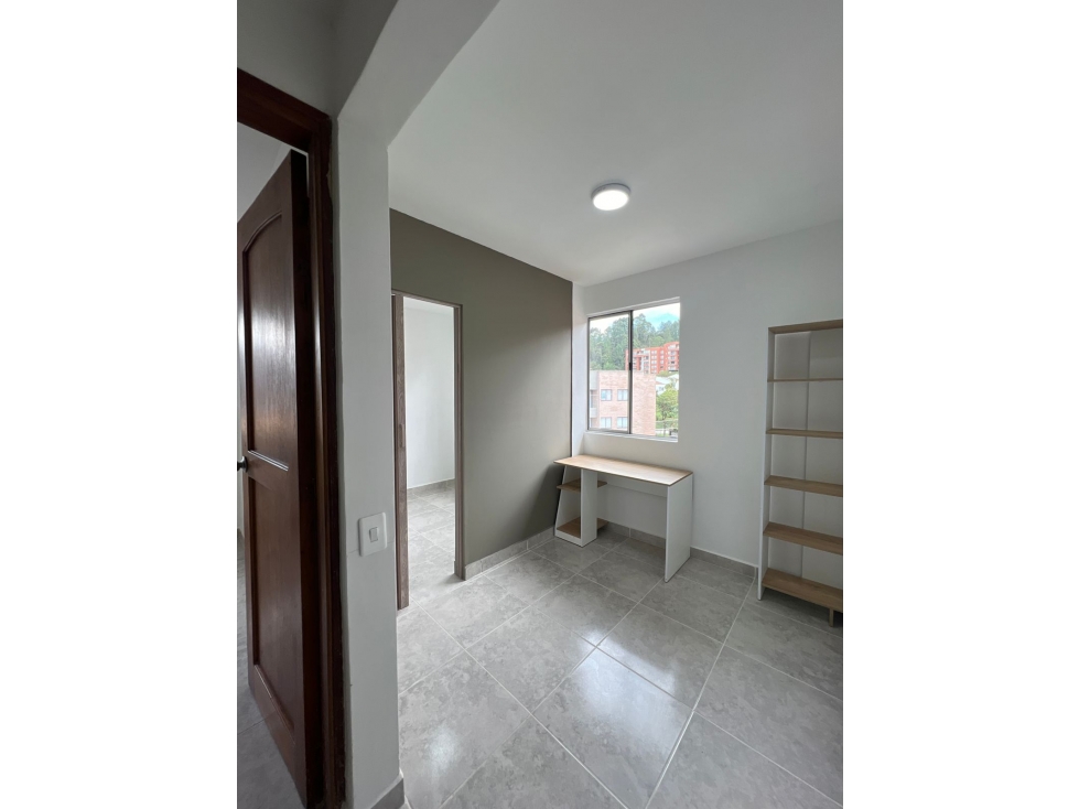 Apartamento disponible para Renta tradicional, ubicado en el Retiro. — foto 4