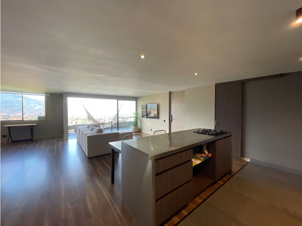 Apartamento para Arriendo tradicional. Poblado, San Lucas — foto 2