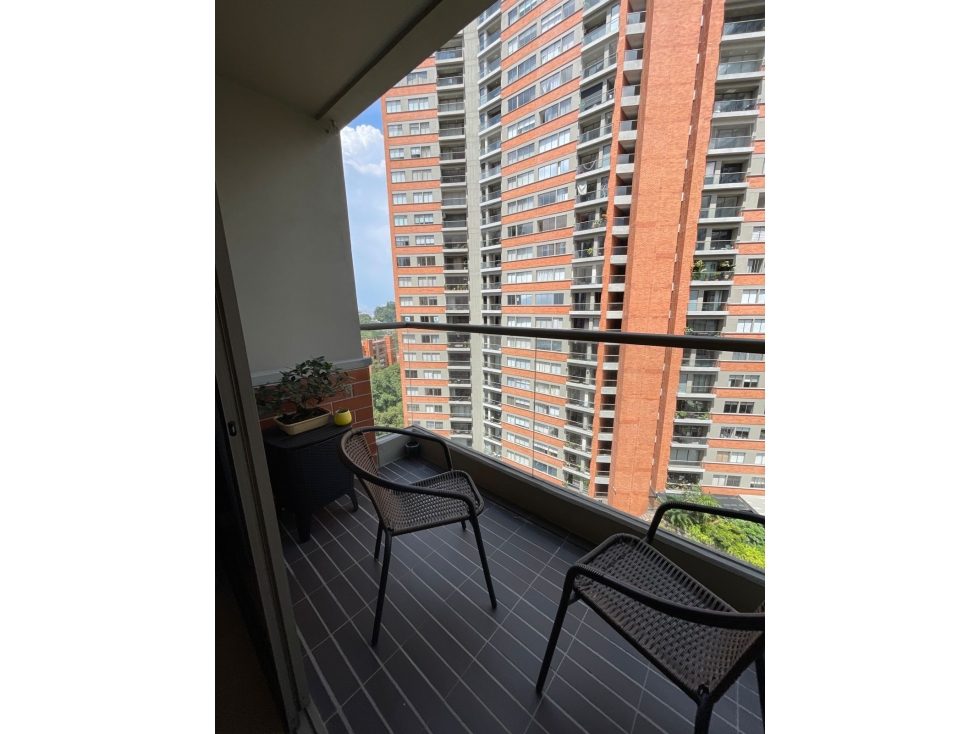 Apartamento para arriendo semi amoblado, Poblado, Las palmas — foto 4