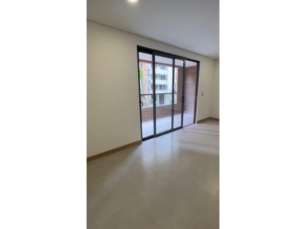 VENTA APARTAMENTO A DOS CUADRAS DE LA 33 CON 78 — foto 3