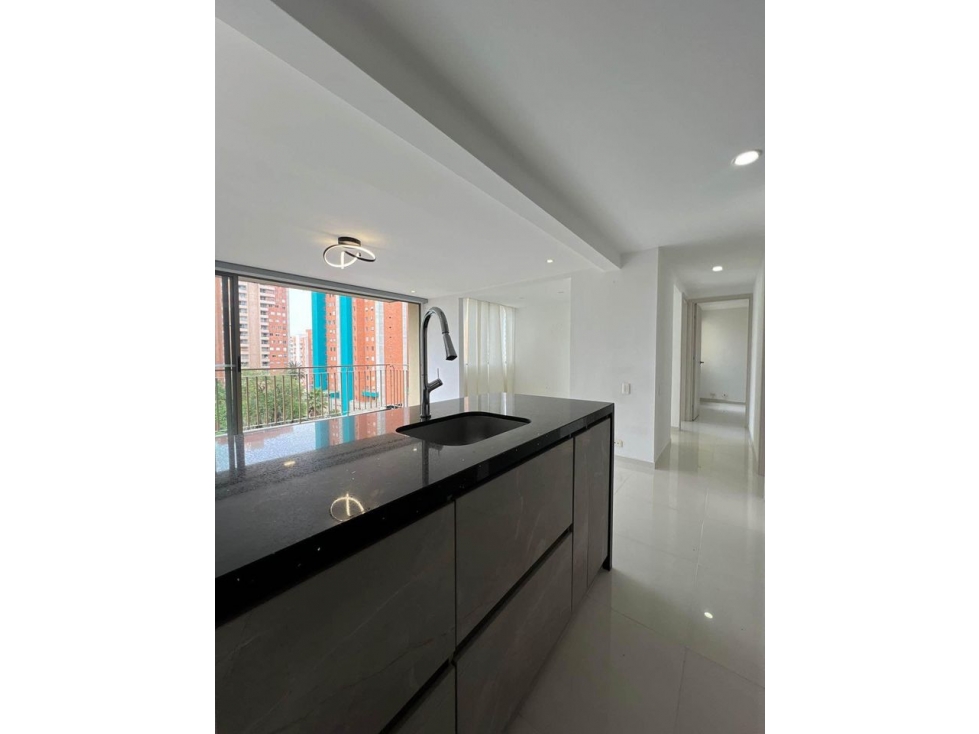Hermoso Apartamento disponible para Renta en la Loma de Los Bernal. — foto 5