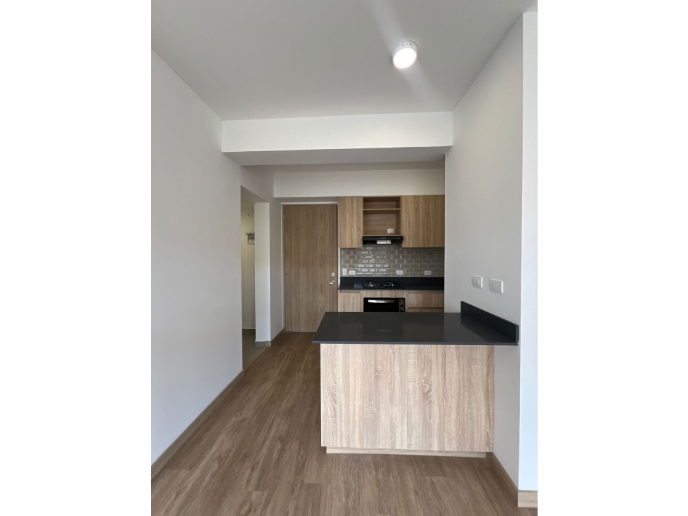Apartaestudio, disponible para renta tradicional, el Retiro. — foto 4