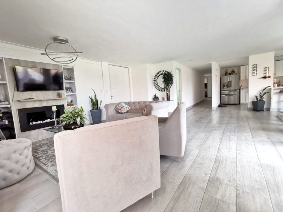 Apartamento amoblado para arriendo, El Poblado sector Castropol — foto 3