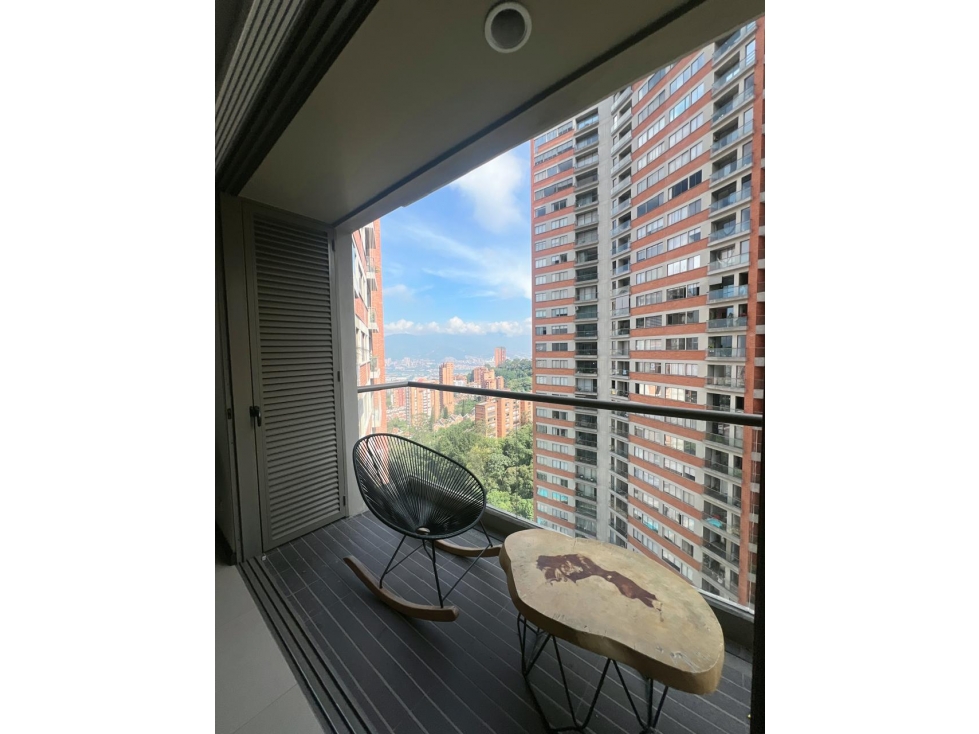 Apartamento disponible para renta Amoblado, Poblado las Palmas.