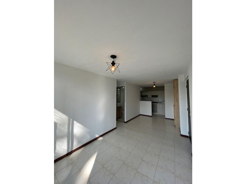 Apartamento Renta tradicional, parte baja Loma del Chocho, Envigado. — foto 4