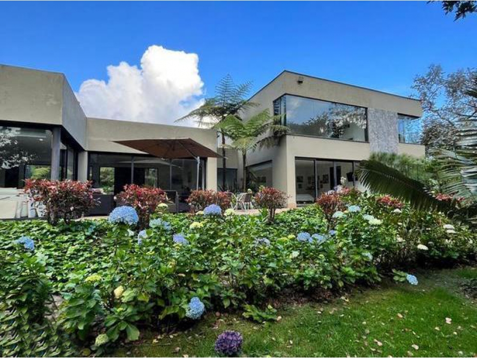 Casa en Arriendo Tradicional (sin amoblar) Envigado Alto de las Palmas - 1