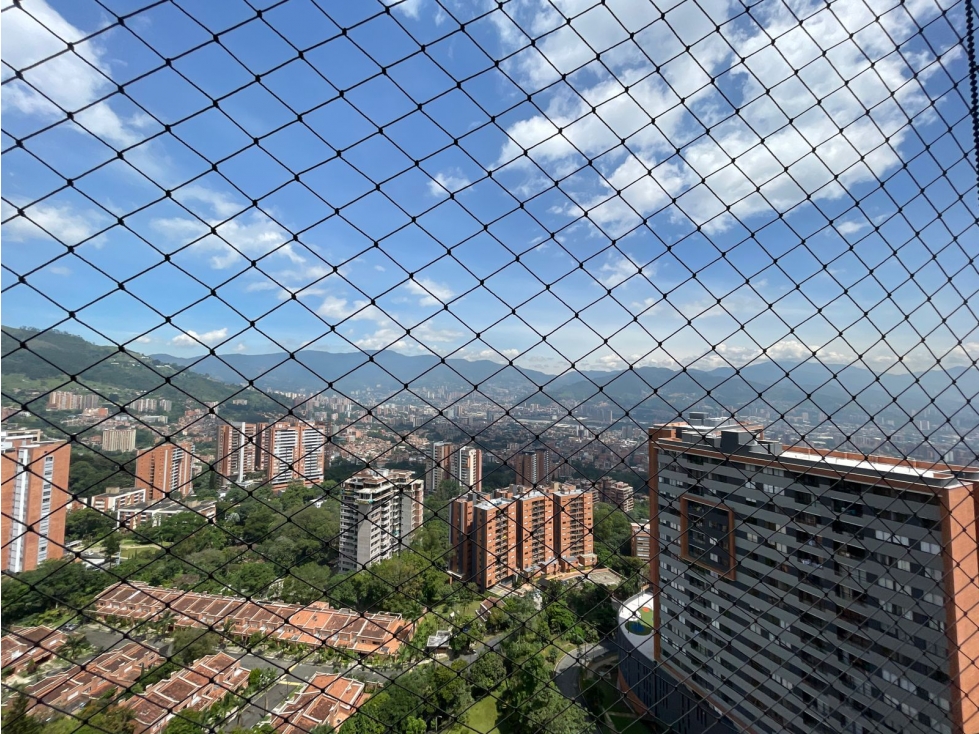 Apartamento para Arriendo tradicional. Envigado sector Las Brujas.
