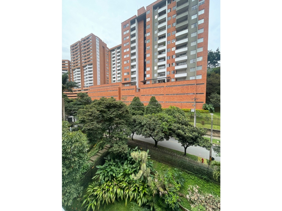 Apartamento para Arriendo tradicional. Envigado, Las Cumbres