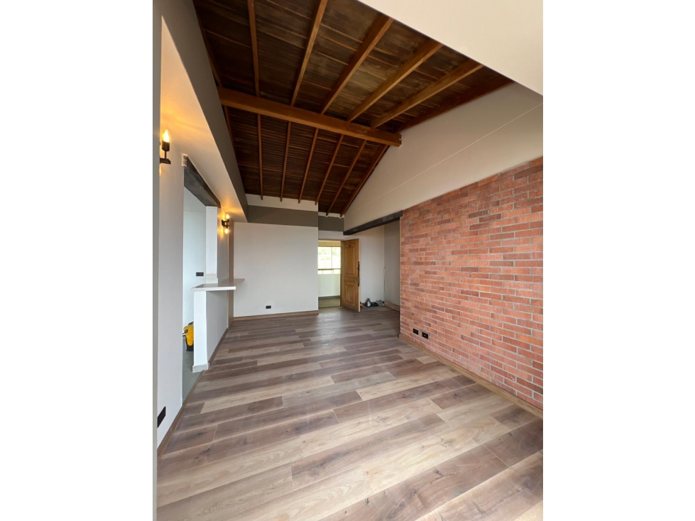 Apartamento para arriendo en el Poblado. Sector La Visitación. — foto 3