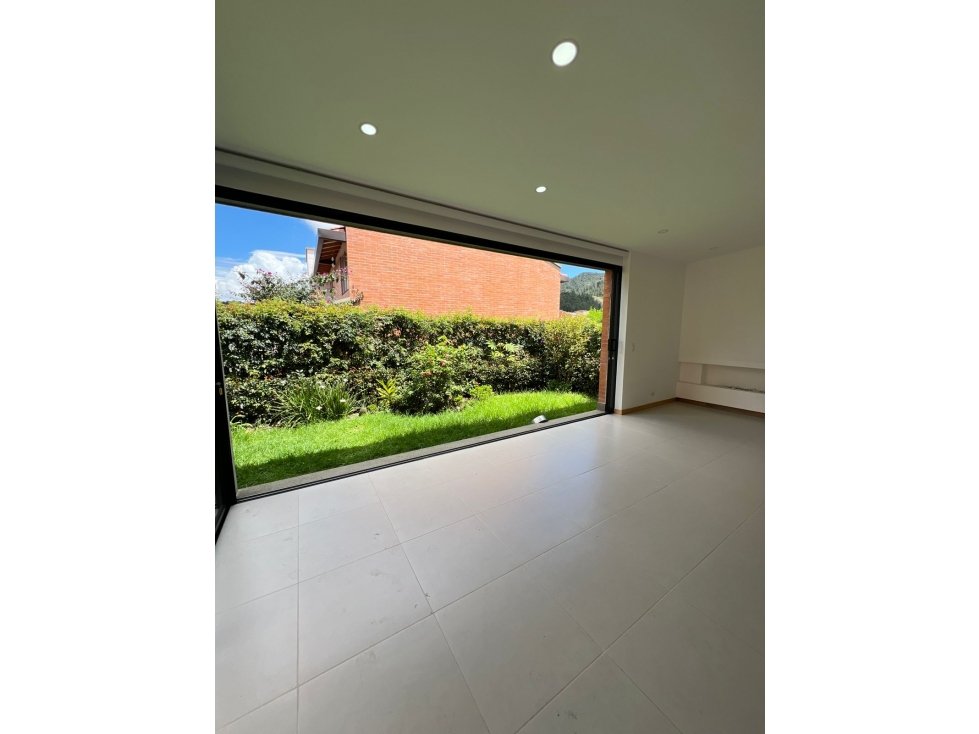 Hermosa Casa disponible para Renta, en el Retiro. — foto 4