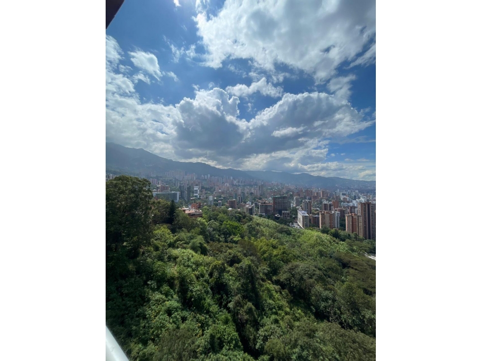 Apartamento para Renta tradicional ubicado en Las Palmas, Poblado. — foto 2