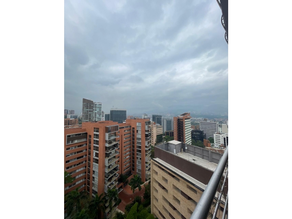 Apartamento Renta tradicional (sin amoblar) Poblado Milla de Oro.