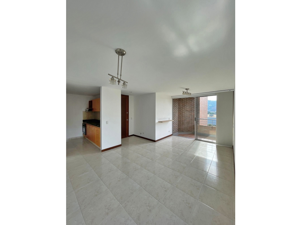 Apartamento para Arriendo tradicional. Envigado sector Zúñiga