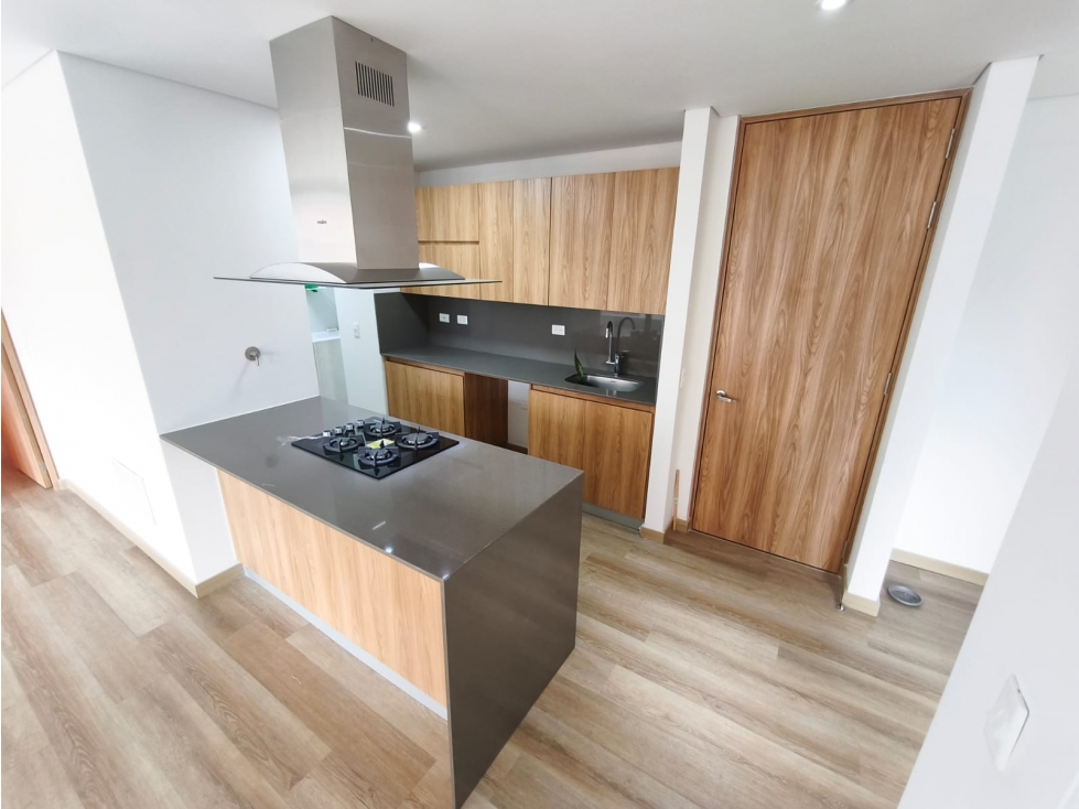 VENTA APARTAMENTO PARA ESTRENAR EN LOS COLORES — foto 3