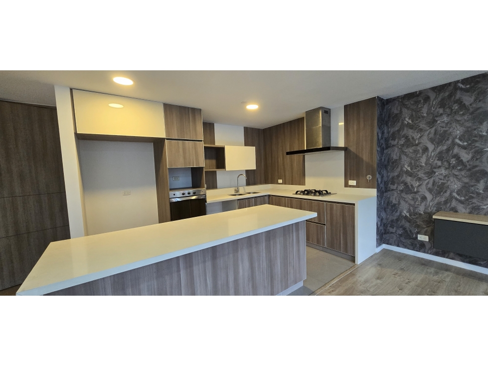 Arriendo penthouse en Envigado Loma de Las Brujas — foto 5