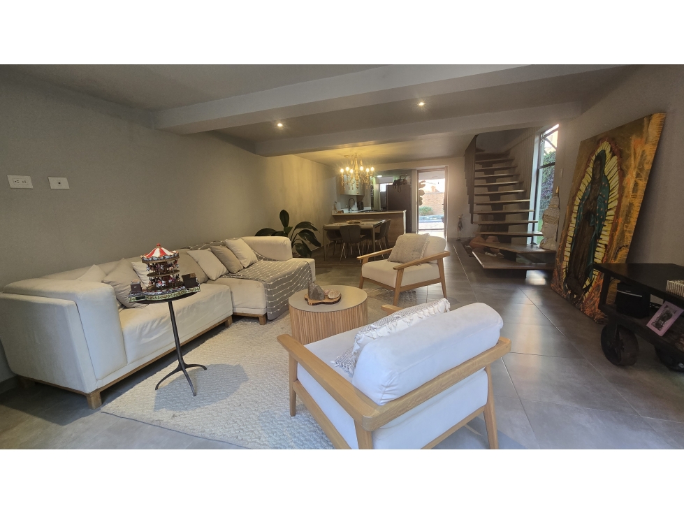 Venta de casa en Envigado cerca al Colegio Benedictinos La Abadía — foto 4