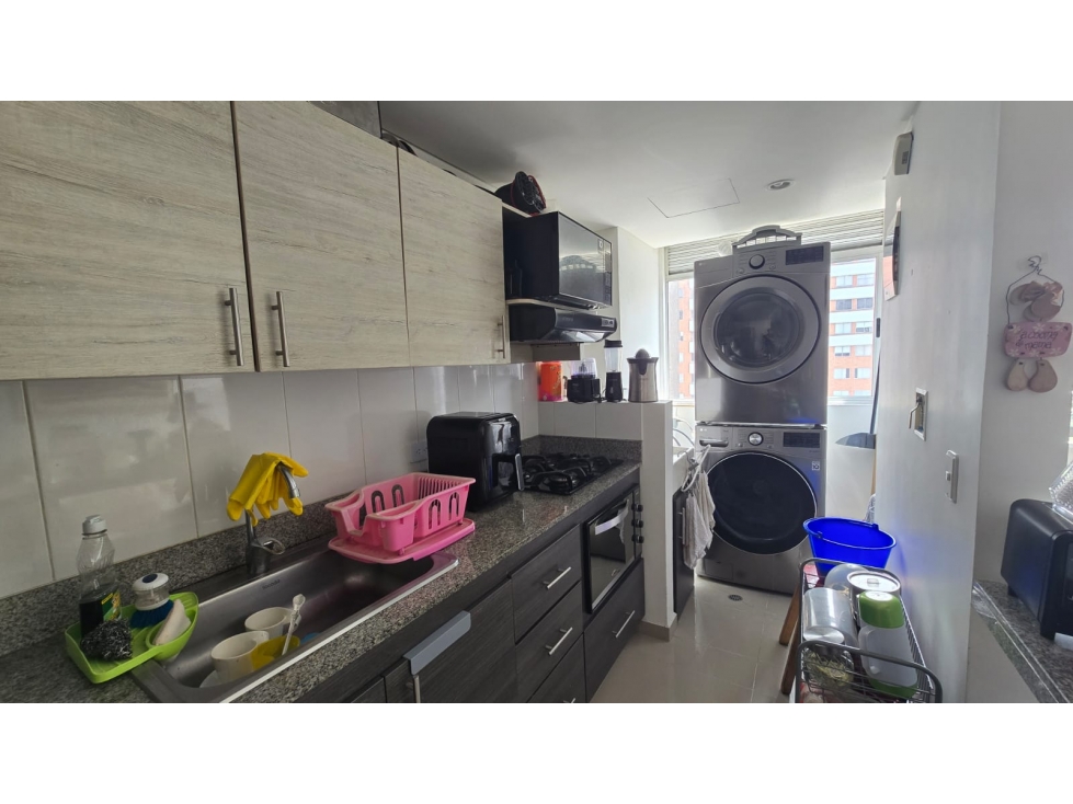 Venta de apartamento en Envigado sector La Abadía 2 parqueaderos — foto 5