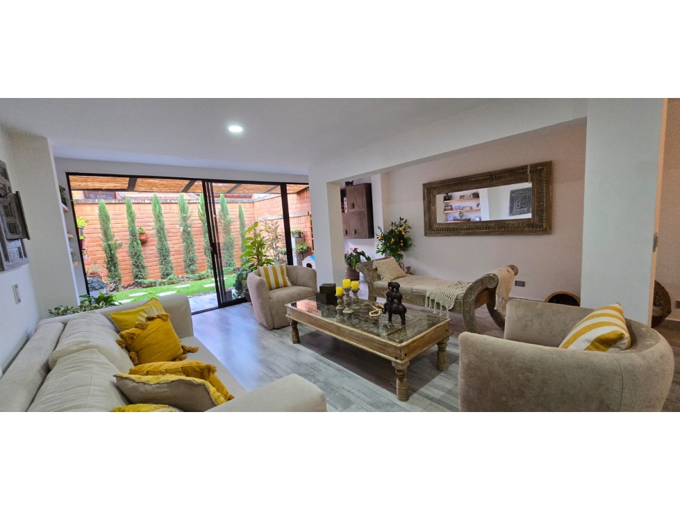 Venta de casa en Envigado Loma del Esmeraldal — foto 2