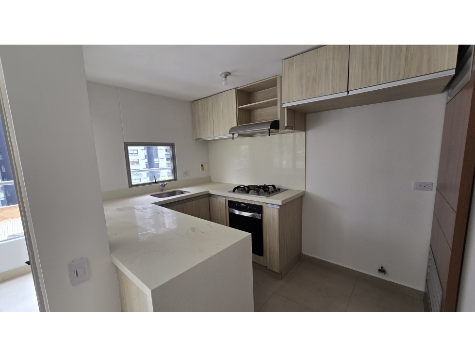 Arriendo apartamento en Envigado Loma de Las Brujas — foto 4