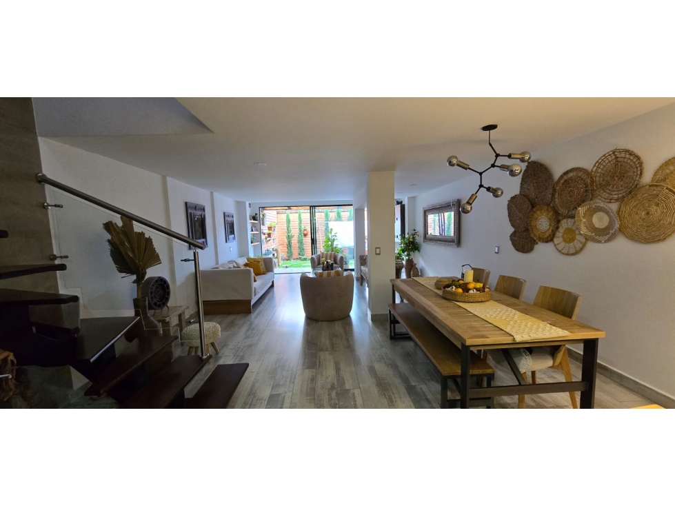 Venta de casa en Envigado Loma del Esmeraldal