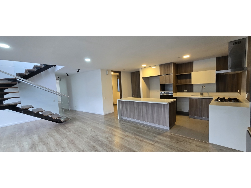 Arriendo penthouse en Envigado Loma de Las Brujas — foto 4