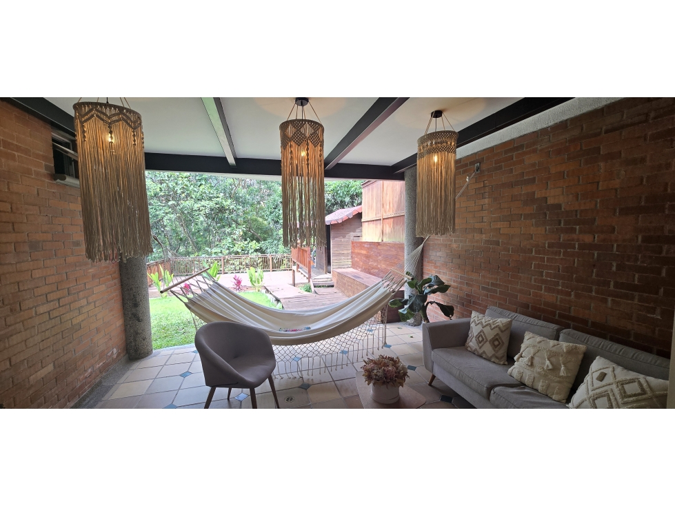 Venta de casa en Envigado Loma de Cumbres — foto 2