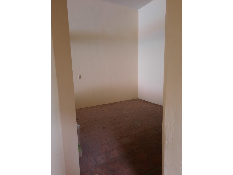 RENTA DE BODEGA Y LOCAL COMERCIAL EN SAN PEDRO DE CAHRO, MICHOACAN. - 3