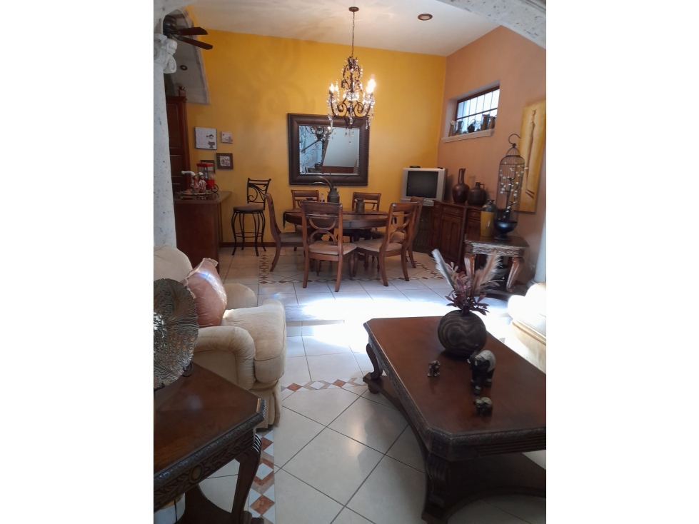 VENTA DE CASA EN BOULEVARD LAZARO CARDENAS NORTE EN JIQULPAN,MICH. — foto 3