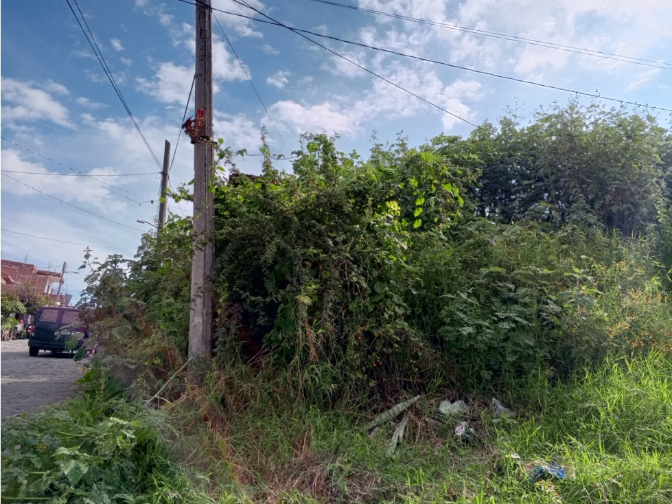 TERRENO EN VENTA ESQUINA LOMAS DEL PEDREGAL, CALLE MONTE CALVARIO - 4