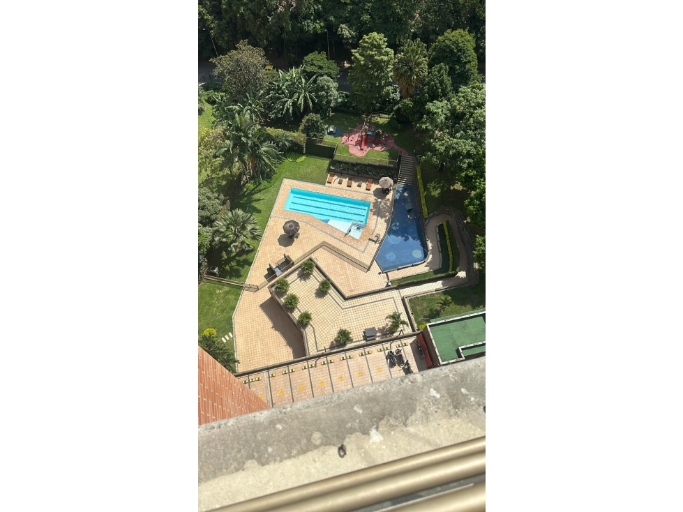 Apartamento en Arriendo Poblado La Tomatera — foto 6