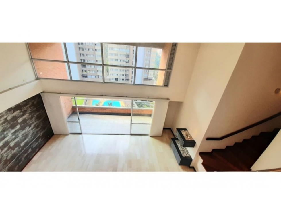 Apartamento Duplex en Arriendo en Envigado — foto 2