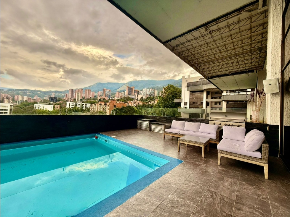 Penthouse Amoblado en Arriendo en El Poblado — foto 2