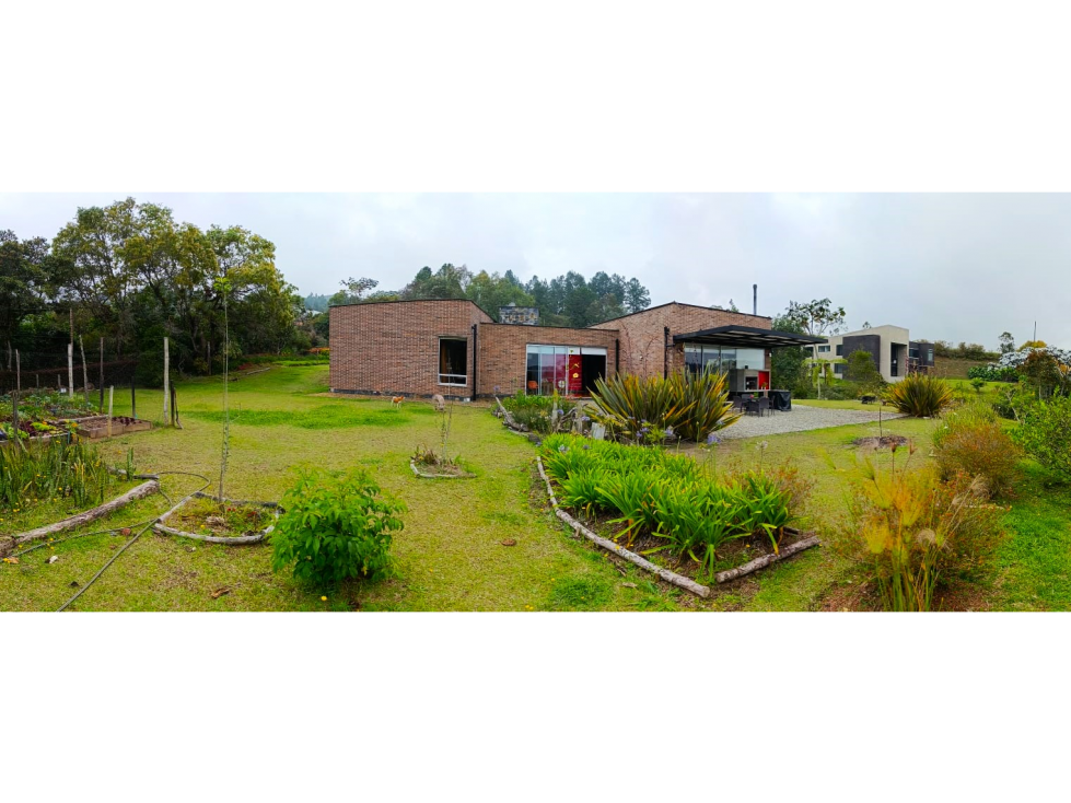 Se Vende Casa Campestre en Envigado Altos Del Escobero