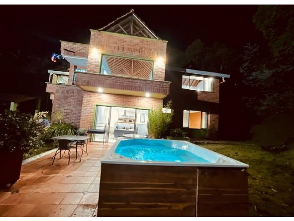 Casa en Envigado Escobero en Venta con vista a la ciudad — foto 2
