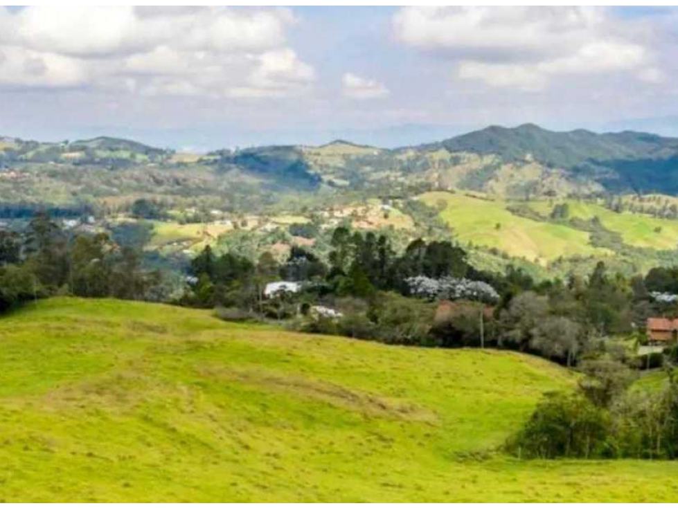 Lote en Venta en Envigado sector Alto de Palmas — foto 2