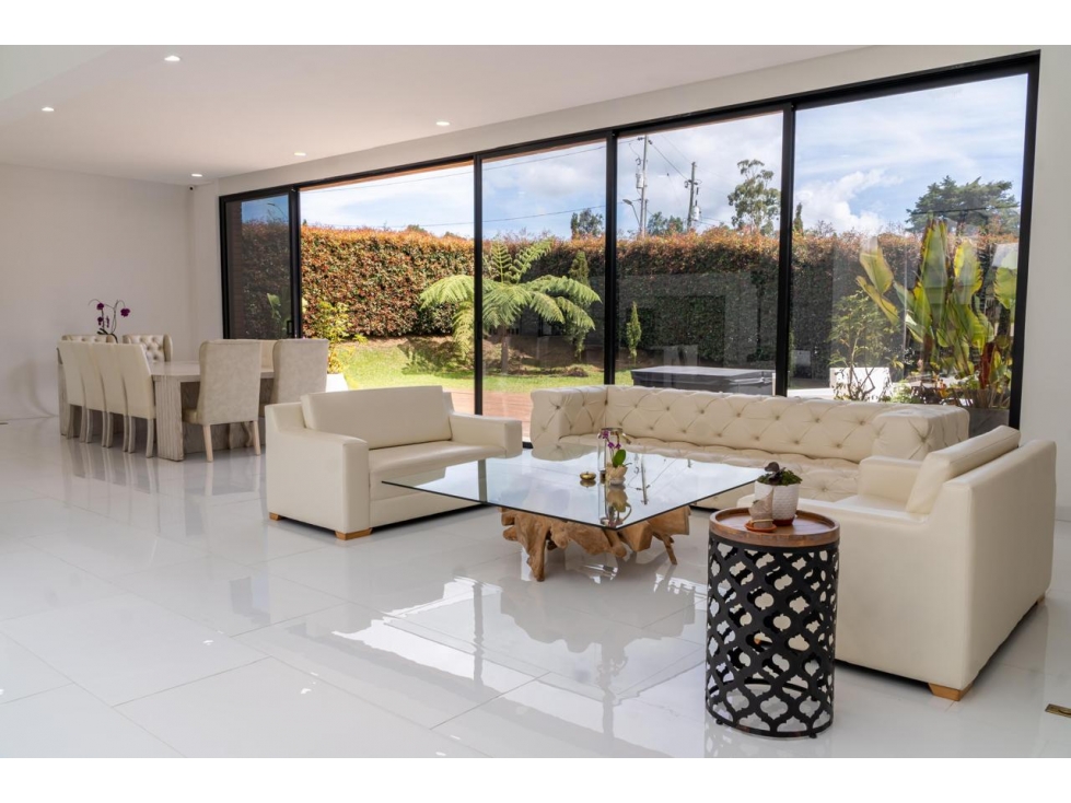 Casa en Arriendo Amoblada en Alto Palmas