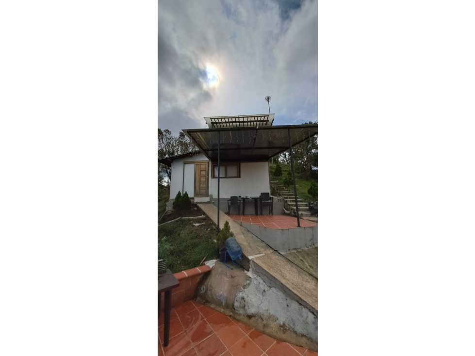 Casa Lote en Venta en Guatape - 2