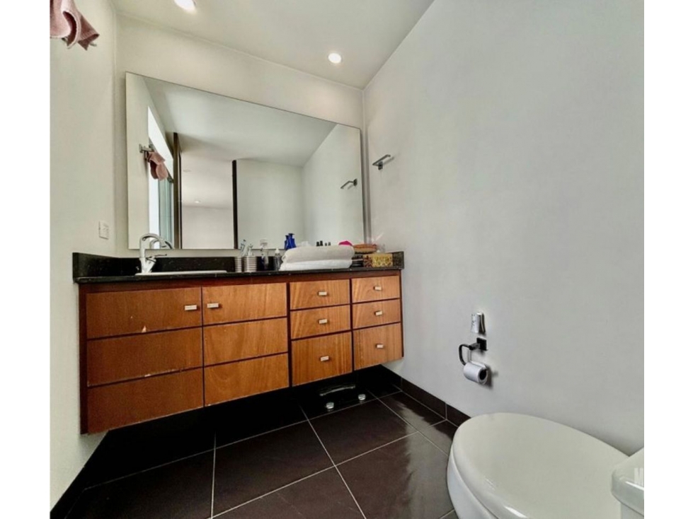 Apartamento en Venta en El Poblado Loma de Los Balsos — foto 4
