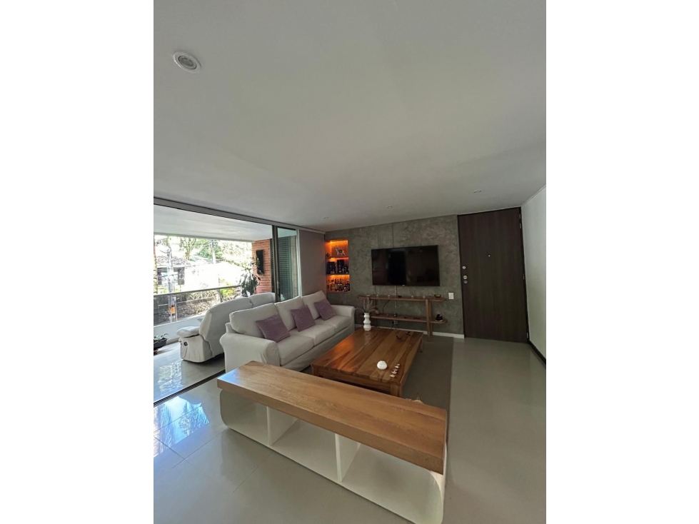 Apartamento Amoblado en Arriendo en Poblado — foto 2