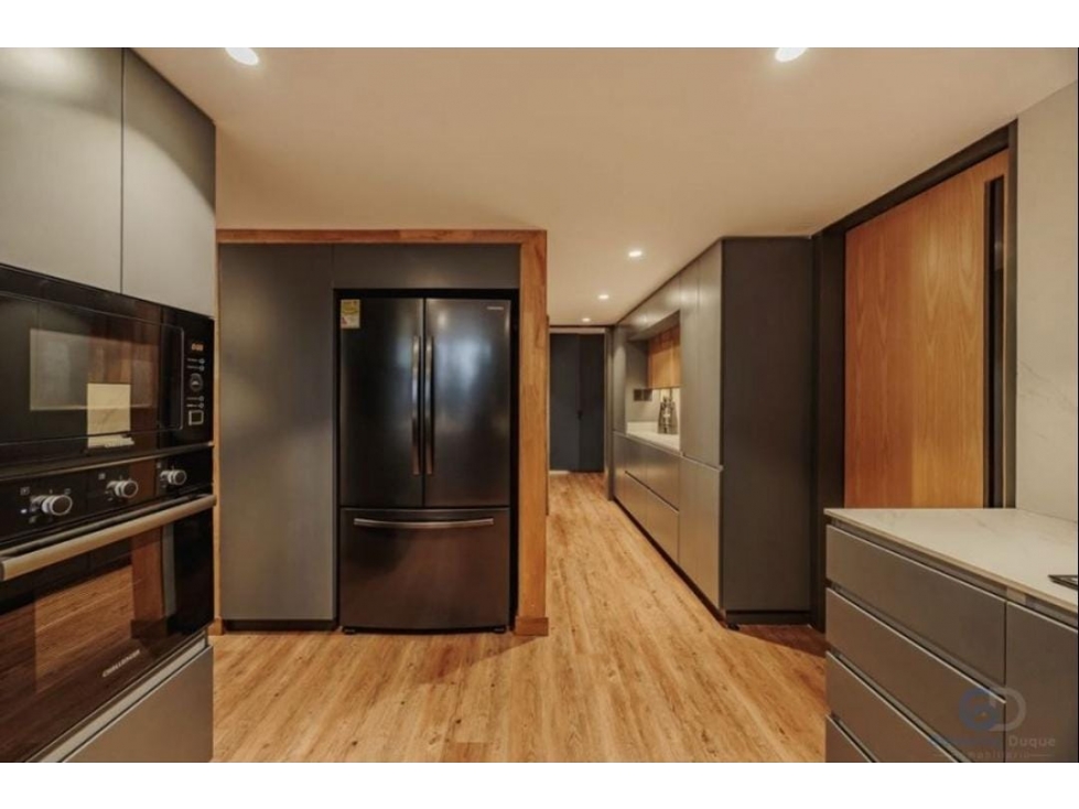 Apartamento en Arriendo Amoblado en El Poblado La Linde